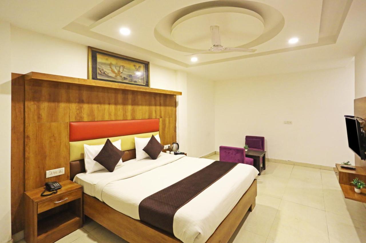 Hotel Sm Suits Near Delhi Airport-Unit By Grand Urban Luxury Neu-Delhi Exterior foto