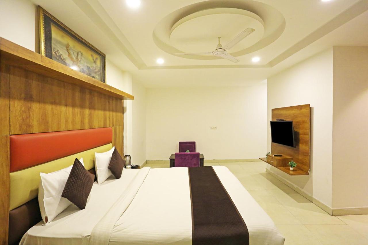 Hotel Sm Suits Near Delhi Airport-Unit By Grand Urban Luxury Neu-Delhi Exterior foto