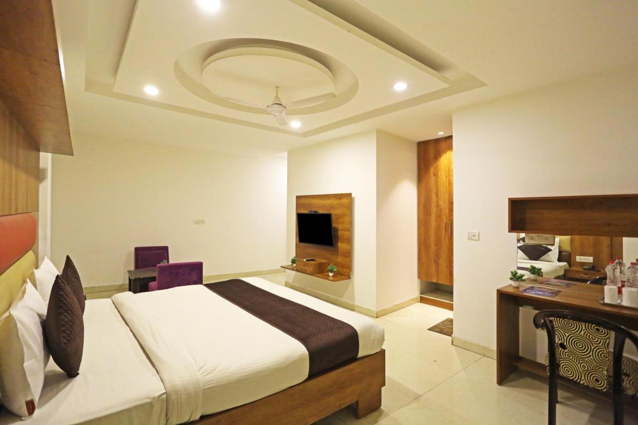 Hotel Sm Suits Near Delhi Airport-Unit By Grand Urban Luxury Neu-Delhi Exterior foto