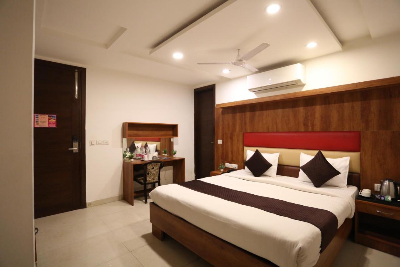 Hotel Sm Suits Near Delhi Airport-Unit By Grand Urban Luxury Neu-Delhi Exterior foto